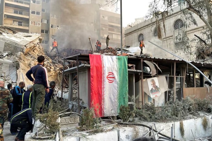 Зруйноване консульство Ірану 