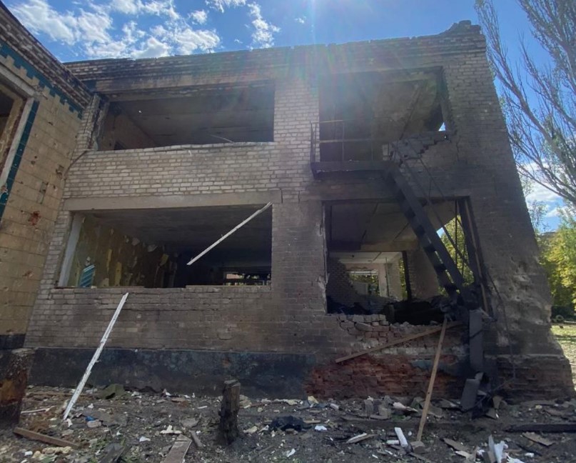Окупанти вдарили по населених пунктах Донеччини авіаційними бомбами: є поранені 